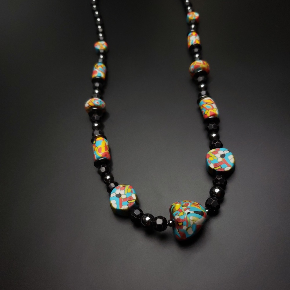 Handmade Beaded Necklace - Picture 10 of 11